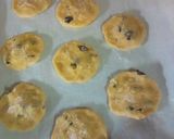 Foto del paso 5 de la receta: Galletitas "maquitas" con pasas de uva