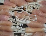 Foto langkah ke 2 dari resep Ayam Fillet Enoki.