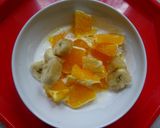Gyümölcsös joghurt virágporral recept fázis 2 fotója