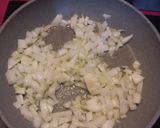 Foto del paso 1 de la receta Lentejas con sobrasada y huevo