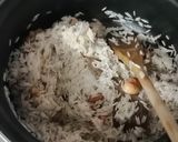 A picture of step 3 of Dry fruits pulao.