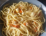 Foto del paso 2 de la receta: Spaguetis con palitos de cangrejo