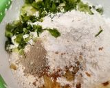 Foto langkah ke 1 dari resep Pentol Ayam Kriwil.