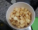 Foto del paso 1 de la receta: Budín de Algarroba con manzanas y pasas