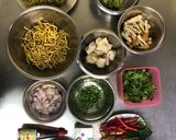 Foto langkah ke 1 dari resep Khao Soi (Mie Kuah Santan ala Thai) カオソーイ（ココナッツクリームカレーヌードル.