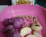 Foto langkah ke 1 dari resep 04. Gulai Telur Campur Praktis Tanpa Rebus.