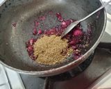 A picture of step 3 of Gulkand for mukhvas.