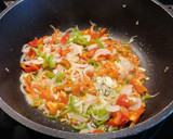 Foto del paso 1 de la receta: 247. Arroz caldoso con conejo y pencas de acelga