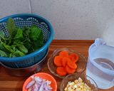 Foto langkah ke 1 dari resep Sayur bening bayam.