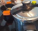 Foto del paso 4 de la receta: Pavo en salsa con arroz y patacones