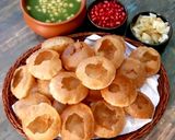 A picture of step 11 of Pani puri.