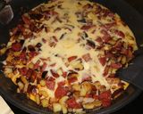 Une image de l'étape 7 de Tortilla Chorizo, oignon, gruyère 🧀🥚.