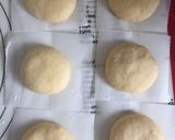 Foto langkah ke 2 dari resep Donat bomboloni jabrig.