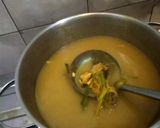 Foto langkah ke 4 dari resep Soto Lamongan tabur serbuk koya.