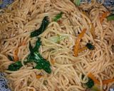 Foto langkah ke 7 dari resep Mie Goreng Sederhana.