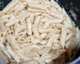 A picture of step 10 of Penne alfredo pasta.