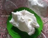 Foto langkah ke 4 dari resep Bolu Pandan || 3 Putih Telur.