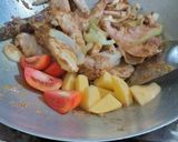Foto langkah ke 2 dari resep Easy Indian Chicken Curry Ketogenic.