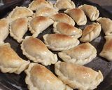 Foto del paso 8 de la receta: Empanaditas dulces🥟🍭 (dulce de membrillo + coco rallado)