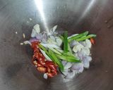 Foto langkah ke 4 dari resep Tumis Jambal Toge.