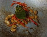Foto langkah ke 3 dari resep Tumis Pare Udang.