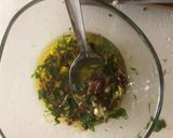Foto del paso 1 de la receta: Cogollos, caballa y “skyrella” con aliño especial de tomate seco y mostaza