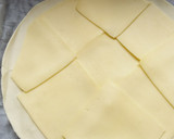 Foto del paso 2 de la receta: Empanada de jamón y queso con masa de hojaldre