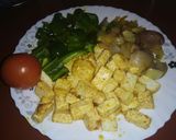 A picture of step 1 of Kadai paneer.