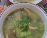 A picture of step 4 of Sop ceker ayam + oyong/gambas/blutru.