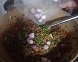 Foto langkah ke 5 dari resep Ayam Cincang Kemangi.