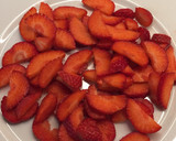 Foto del paso 7 de la receta: Bizcocho húmedo de fresas naturales