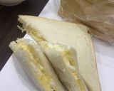Hình bước làm 2 của món Sandwich trứng