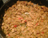 Foto del paso 4 de la receta: Relleno empanadas de carne cortada a cuchillo