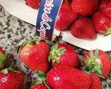 Une image de l'étape 1 de Milkshake fraise citron basilic 🍓🍋🥬.