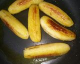 Foto langkah ke 1 dari resep Bolen Pisang.
