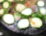Foto langkah ke 3 dari resep Sup oyong wortel.
