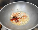 Foto langkah ke 3 dari resep Udang Saus Mentega.
