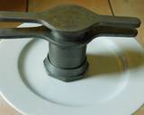 RIBBON  PAKODA Seraa thool aka Tape Pakoda recipe step 3 photo