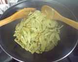 Foto del paso 2 de la receta: Hojas de olivo con espinacas (Foglie di ulivo agli spinaci