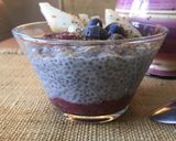 Une image de l'étape 2 de Pudding de Chia / poire-myrtilles.