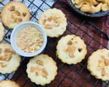 A picture of step 6 of Buttery Cashew Biscuits (Eggless).