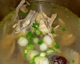รูปขั้นตอนการทำที่ 4 ของ ซุปกระดูกไก่เห็ดหอม