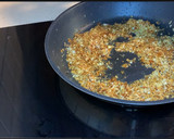 Foto del paso 2 de la receta: Tintorera, huevos y papas