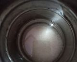 A picture of step 2 of Lemon water.