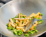 糯米椒炒豆干「下酒小菜來一碟，朋友歡聚好時光」的食譜步驟9照片