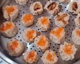 Foto langkah ke 5 dari resep Dimsum Ayam Udang ala chef Devina Hermawan.