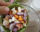 Foto langkah ke 2 dari resep Gulai Ayam dan Telur.