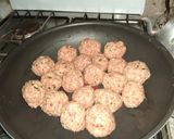 Foto del paso 3 de la receta: Guiso de arroz con albóndigas