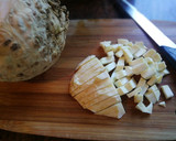 Foto del paso 1 de la receta: Crema de coliflor verde con yogur activia