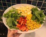 Hình bước làm 1 của món Salad sốt mè rang